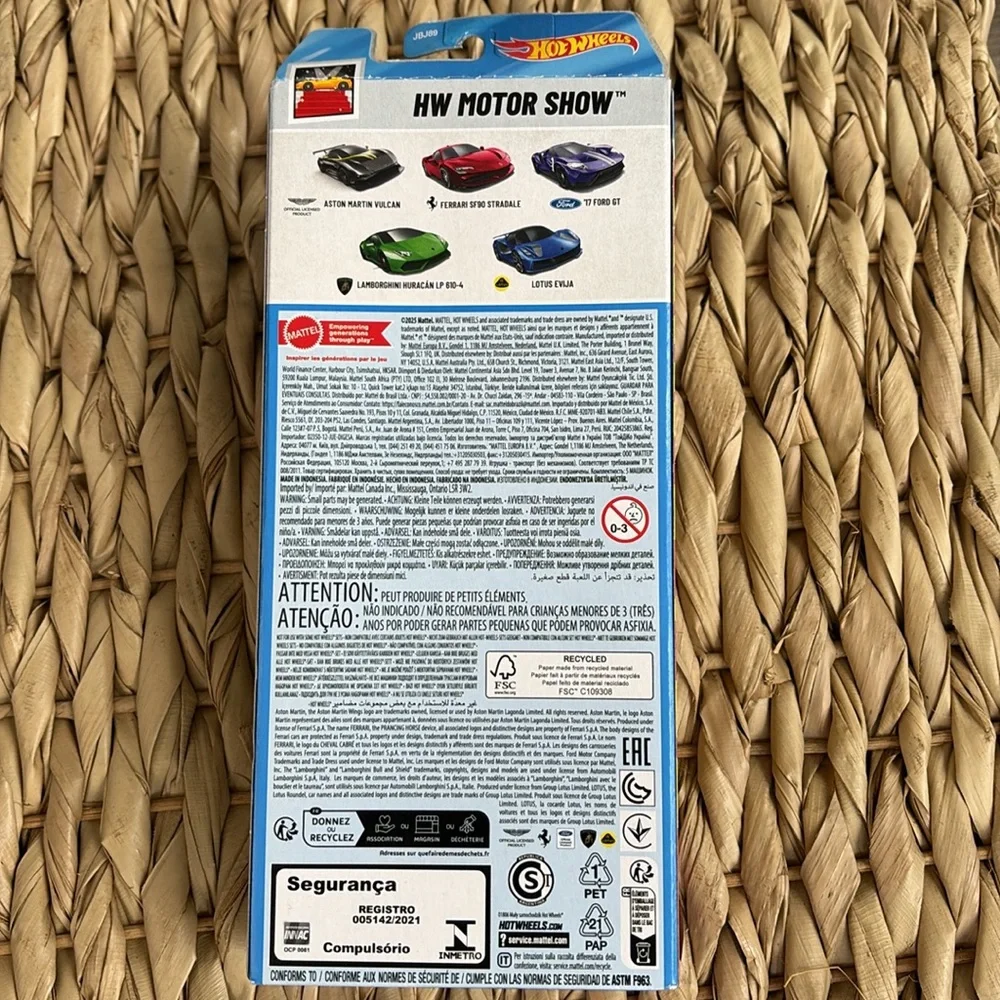 Aston Martin Ferrari Ford GT Lamborghini Lotus Hot Wheels 5 pack Motor Show Car